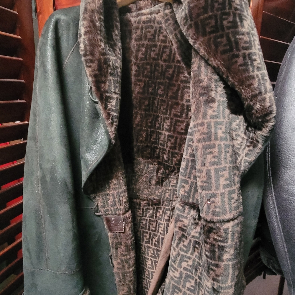 Fendi Shearling Coat - Picture 3 of 11